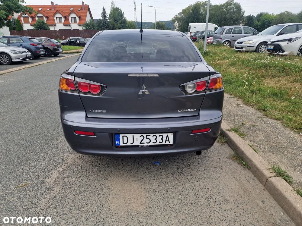 Mitsubishi Lancer 1.8 Invite - 5