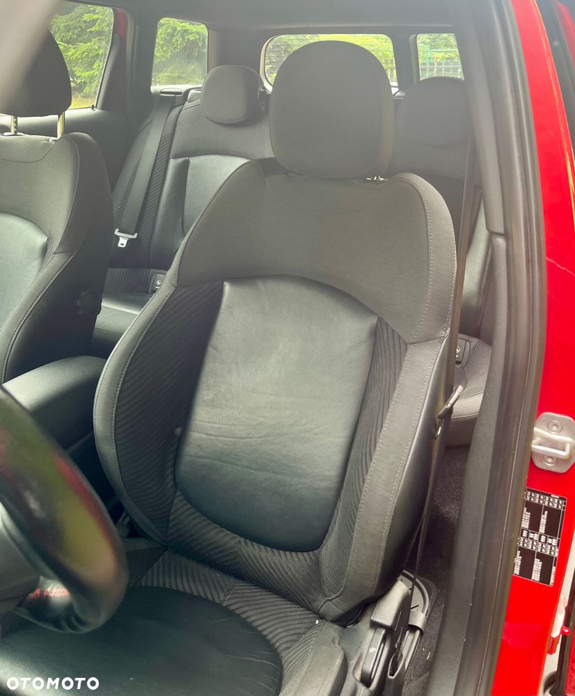MINI Clubman Cooper - 16