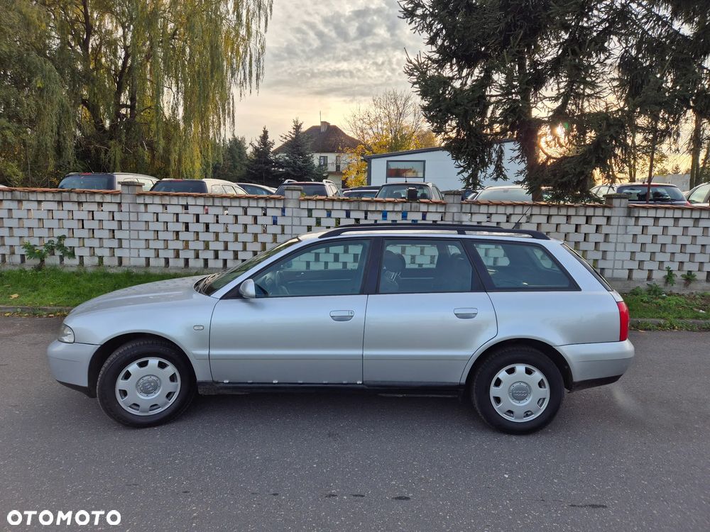 Audi A4 Avant - 9