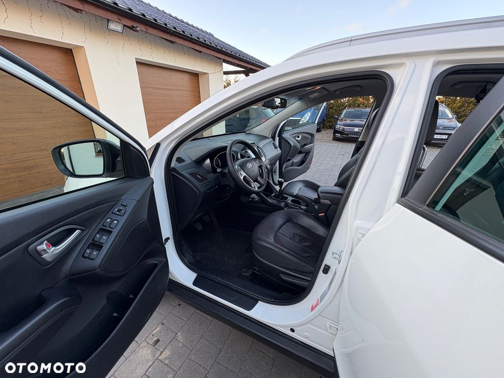 Hyundai ix35 2.0 CRDi 4WD Premium - 17