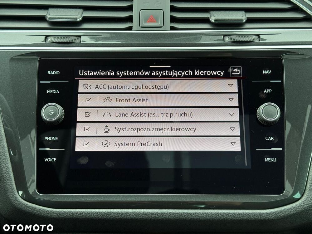 Volkswagen Tiguan 2.0 TSI 4Mot R DSG - 30