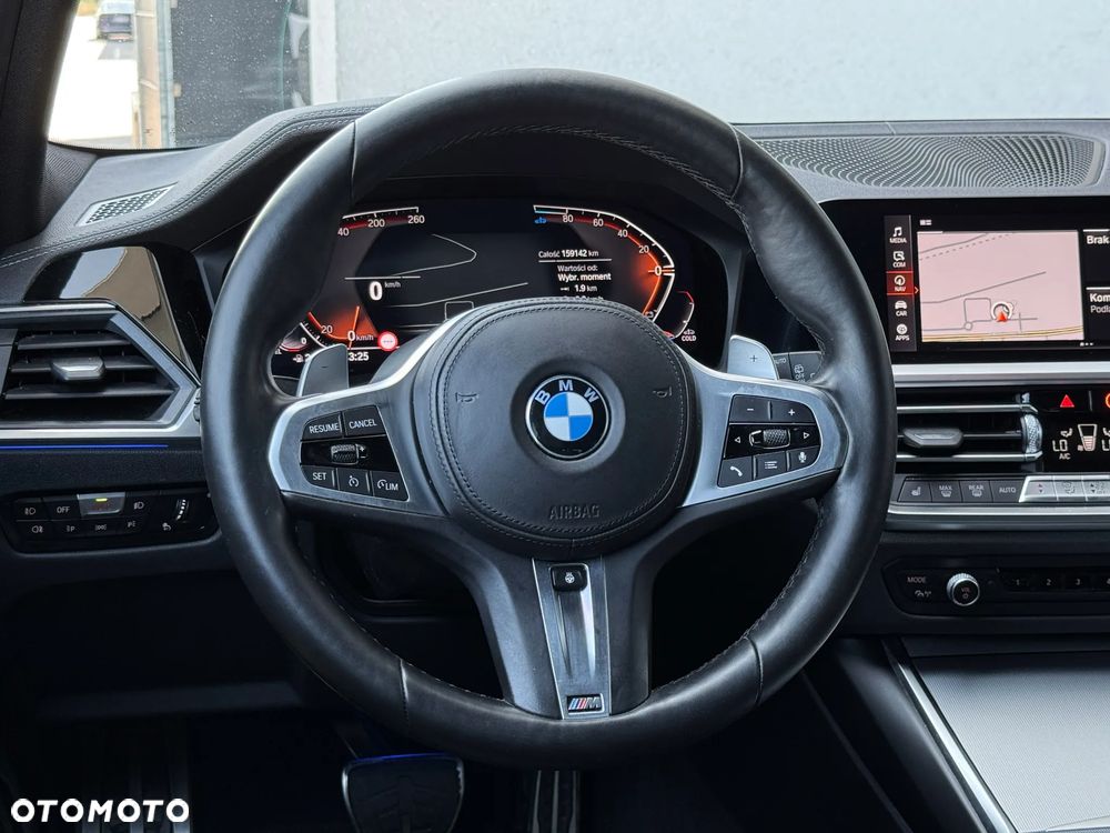 BMW Seria 3 320d M Sport - 16