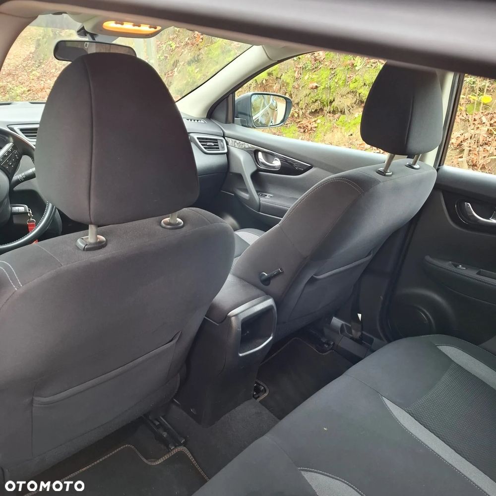 Nissan Qashqai 1.2 DIG-T Acenta EU6 - 24