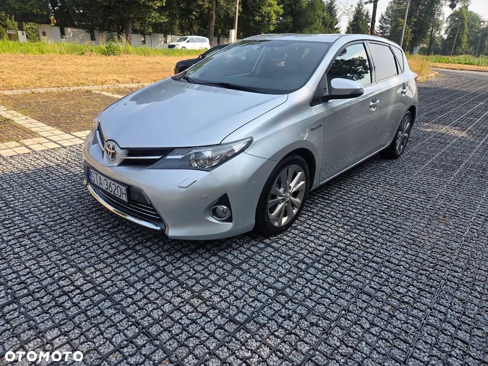 Toyota Auris - 1