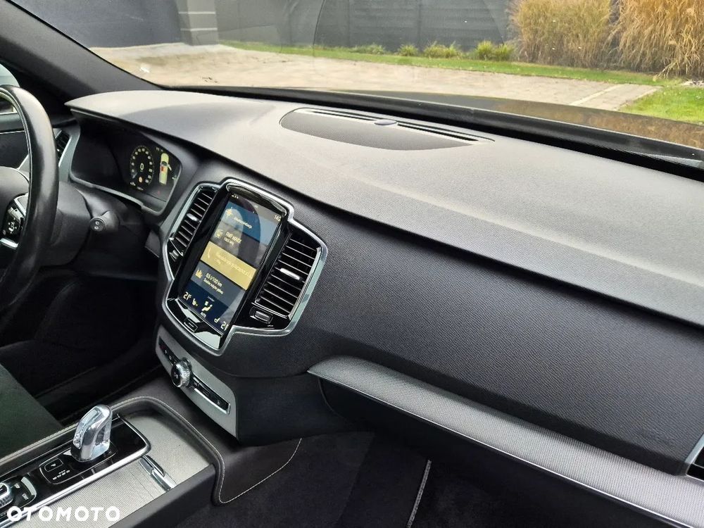 Volvo XC 90 T8 AWD Twin Engine Geartronic RDesign - 25