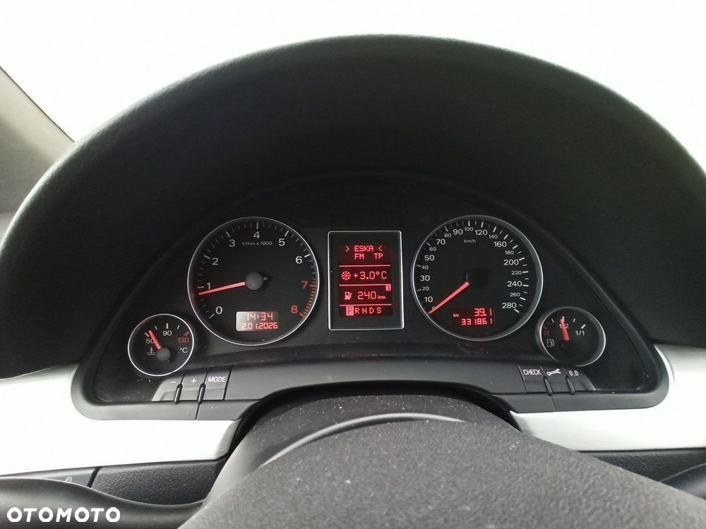 Audi A4 Avant - 13