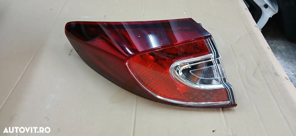 Stop stanga Renault Megane break  2010-2013 - 1