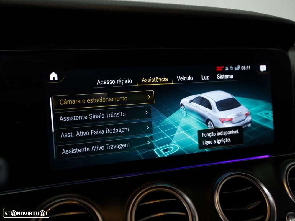 Mercedes-Benz E 300 de AMG Line - 23