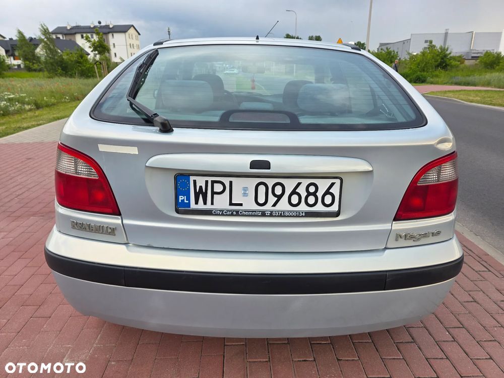 Renault Megane - 2