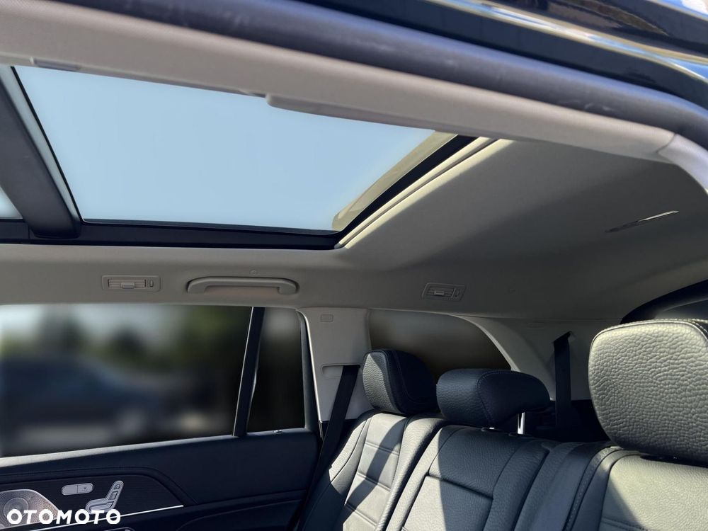 Mercedes-Benz GLS - 19
