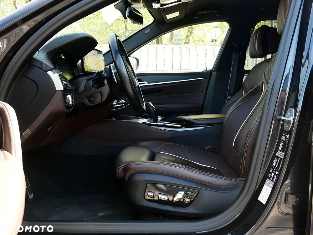 BMW Seria 5 540d xDrive mHEV M Sport sport - 5