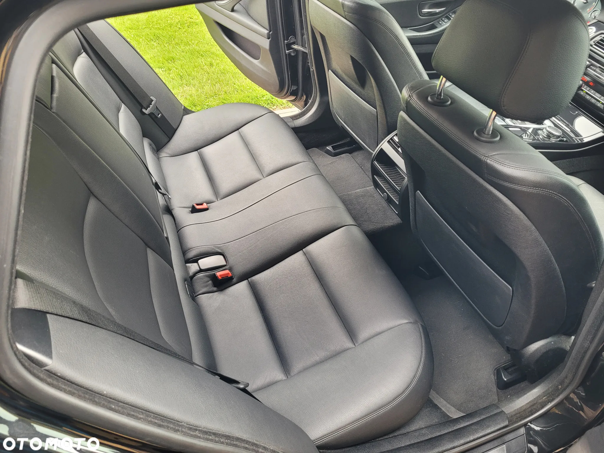 BMW Seria 5 520d xDrive Touring Sport Line - 13
