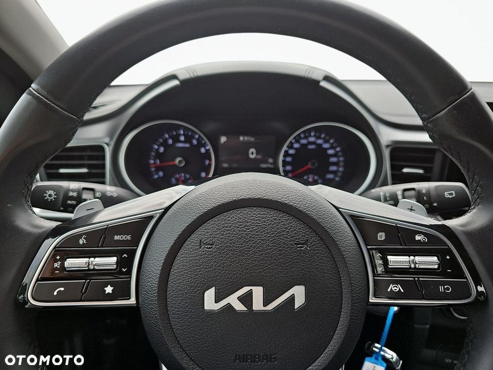 Kia XCeed 1.5 T-GDI M DCT - 13