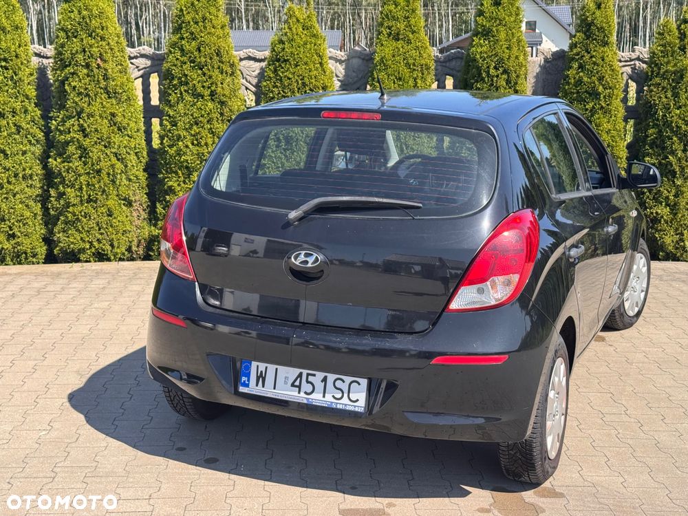 Hyundai i20 1.2 Trend - 11