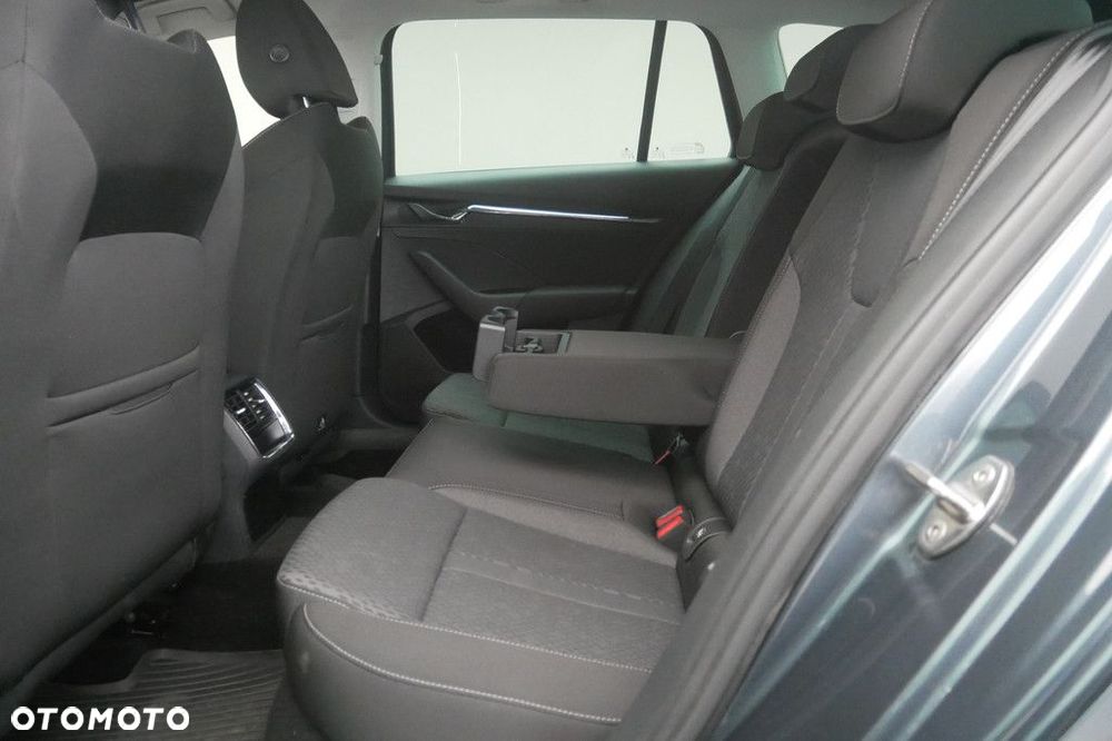 Skoda Octavia 2.0 TDI Style DSG - 15