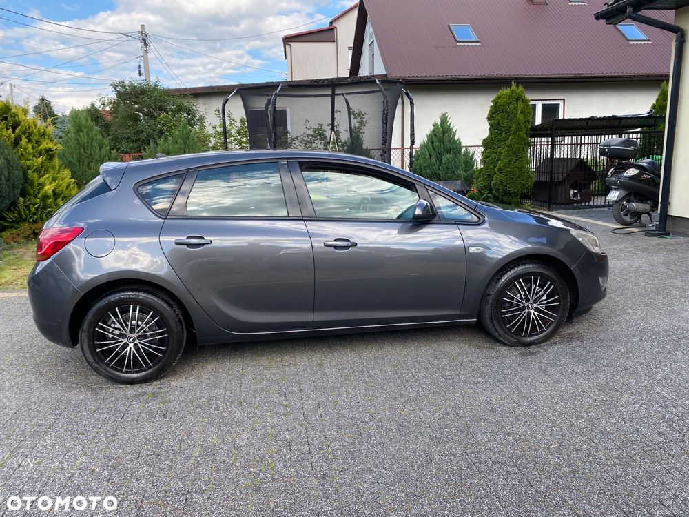 Opel Astra 1.4 Cosmo - 3