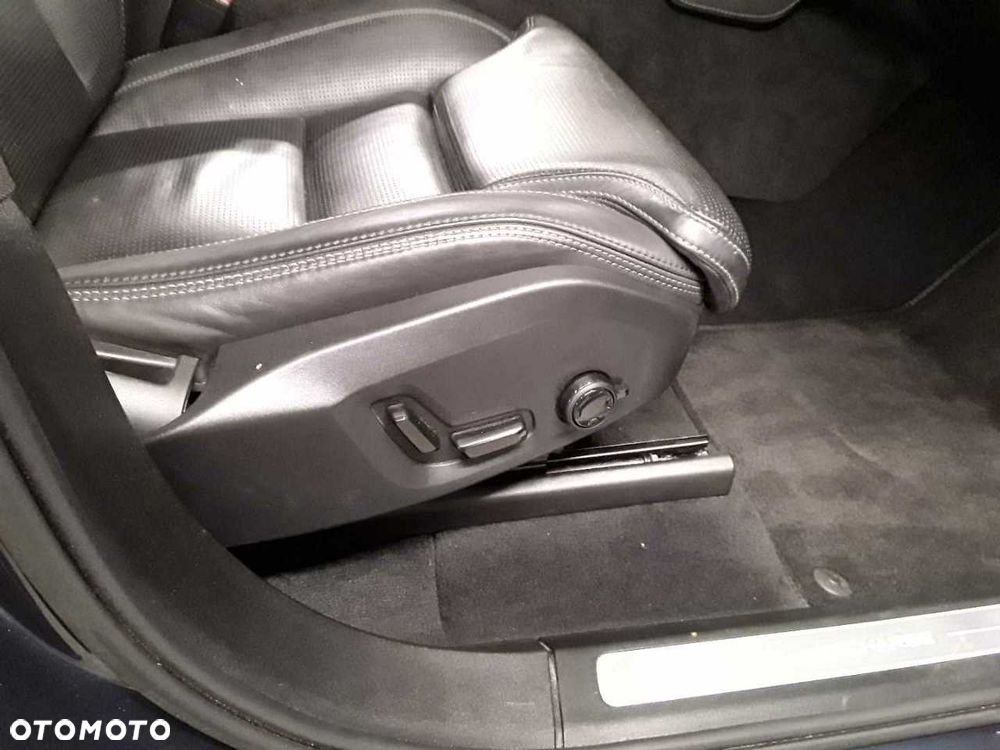 Volvo XC 90 T8 AWD Plug-In Hybrid R-Design 7os - 19