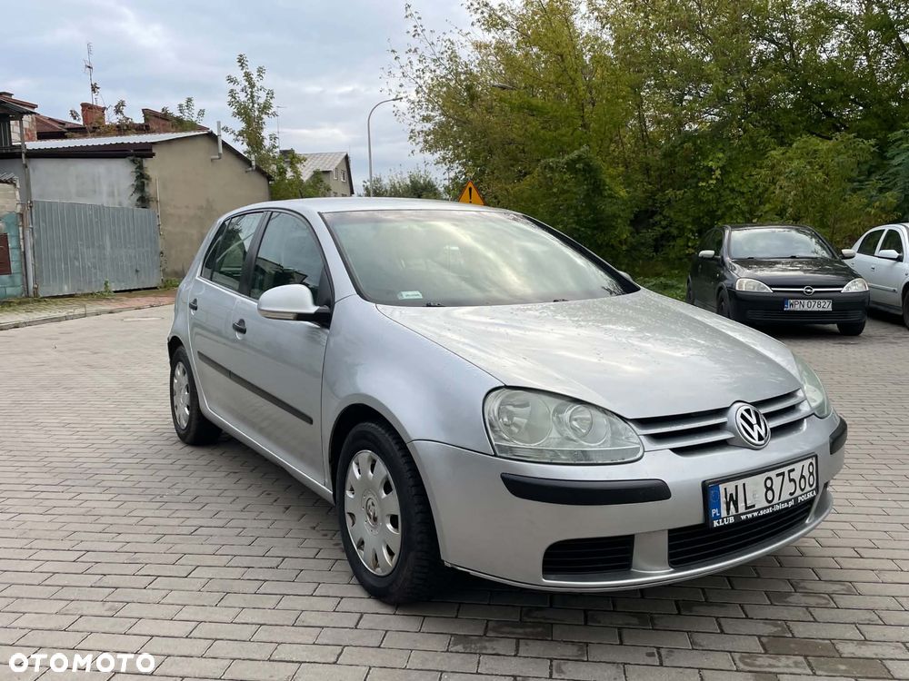 Volkswagen Golf - 1