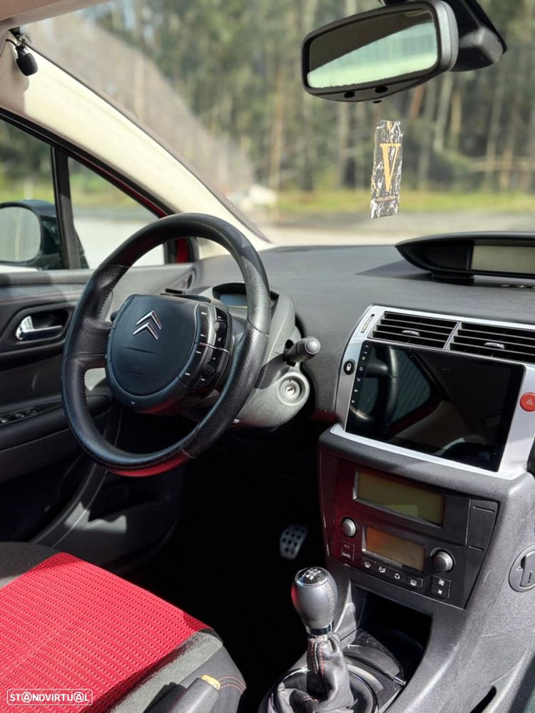 Citroën C4 1.6 HDi 110 by Loeb - 8