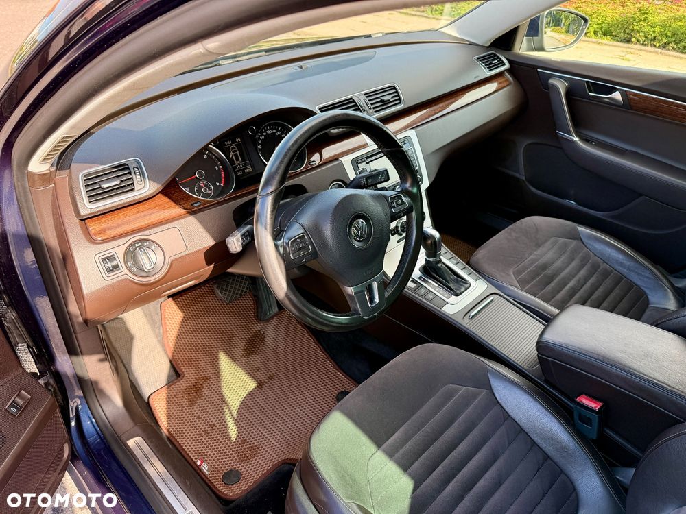 Volkswagen Passat 2.0 TDI Highline DSG - 5
