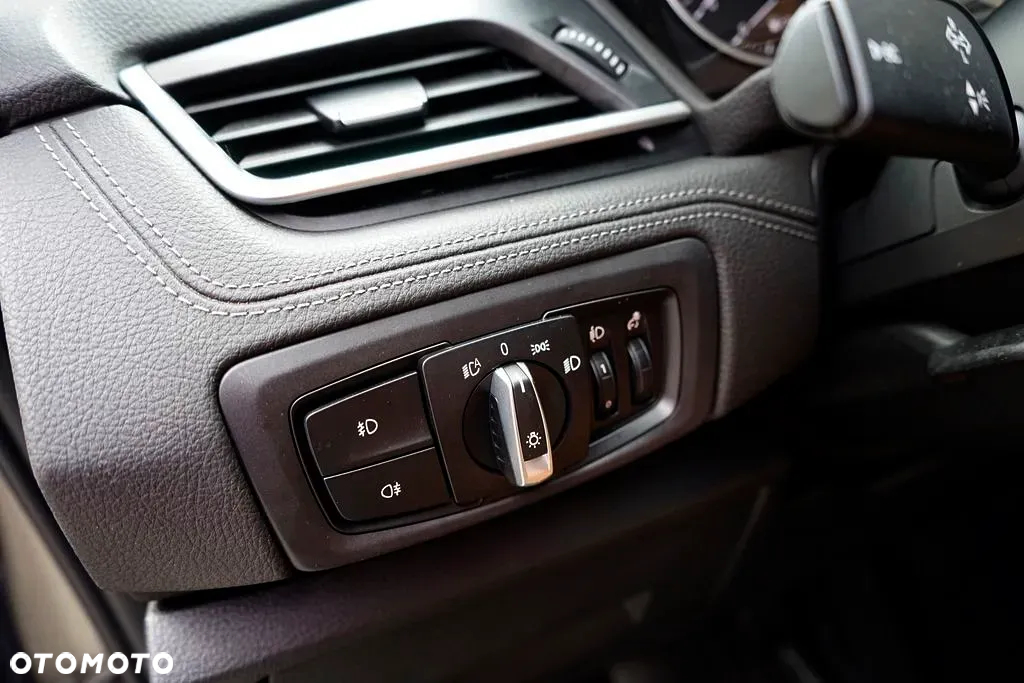 BMW Seria 2 216d Active Tourer - 25