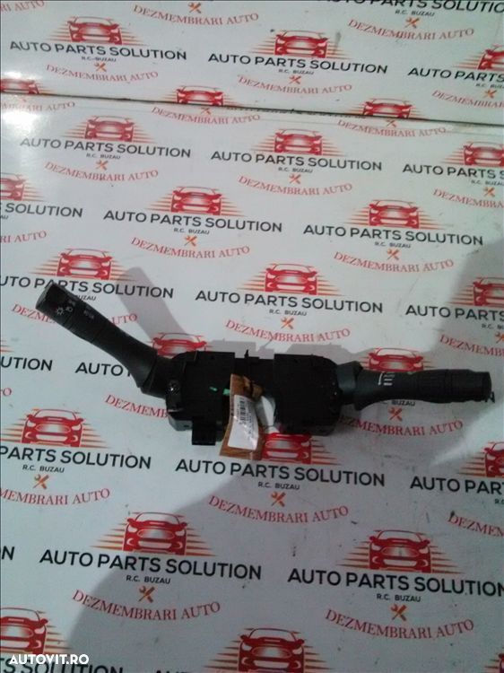 bloc lumini+stergatoare nissan juke 1.6b an fabr. 2014 - 1