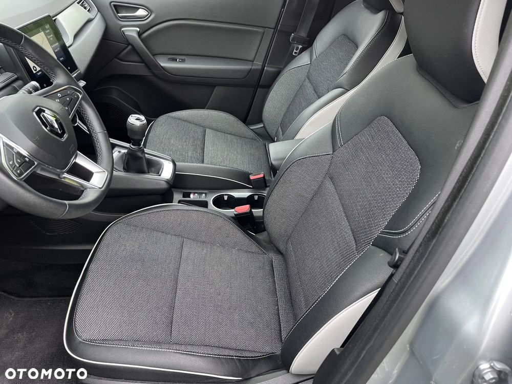 Renault Captur TCe 100 INTENS - 12