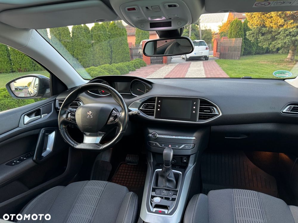 Peugeot 308 BlueHDi 150 EAT6 Stop & Start Allure - 21