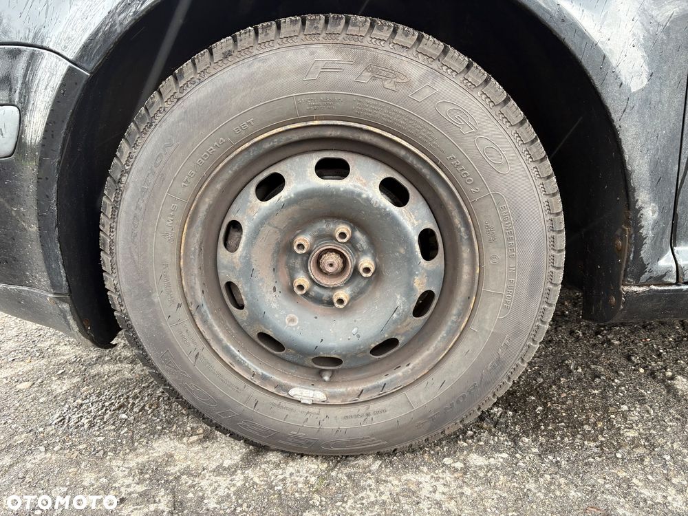 Volkswagen Golf 1.4 Basis - 6