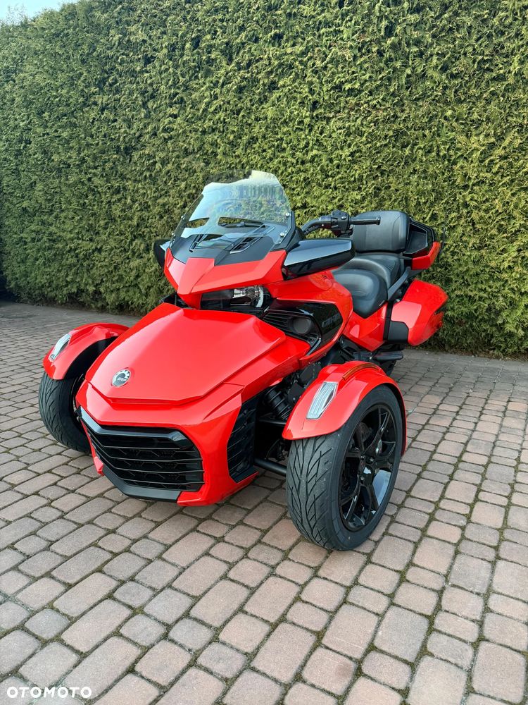 Can-Am Spyder - 1