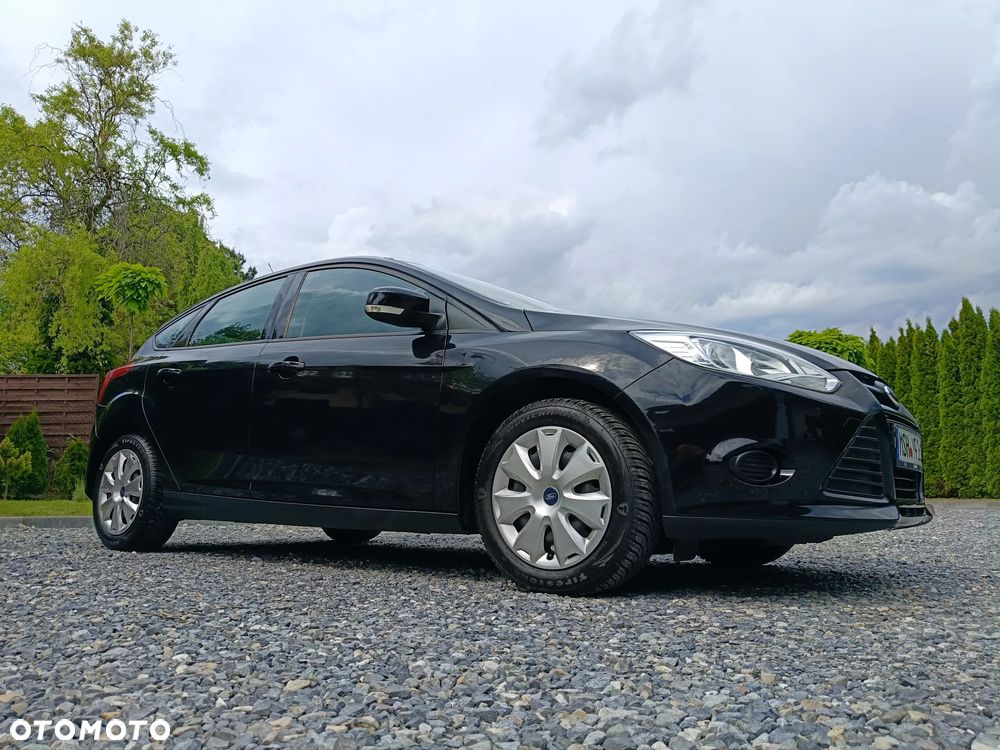 Ford Focus 1.6 Ambiente - 24