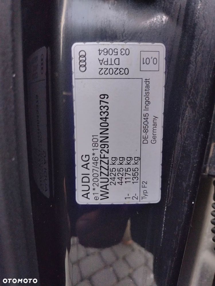 Audi A6 Avant 40 TDI quattro S tronic sport - 4