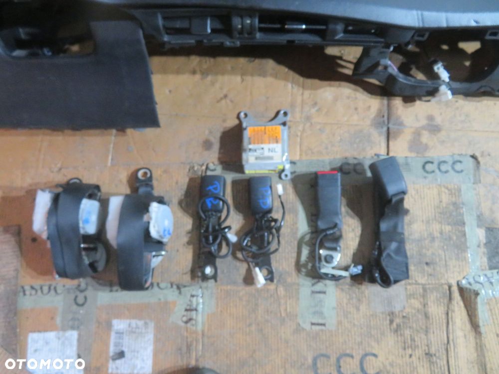 DESKA ROZDZIELCZA AIRBAG KONSOLA AURIS E18 II TOYOTA 2012-2015 - 7