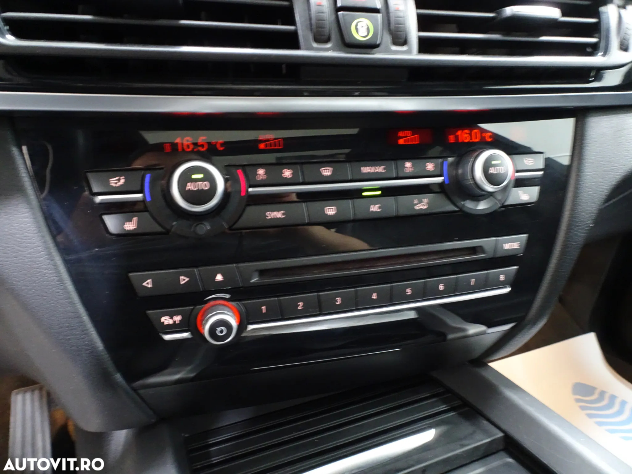 BMW X5 xDrive25d - 29