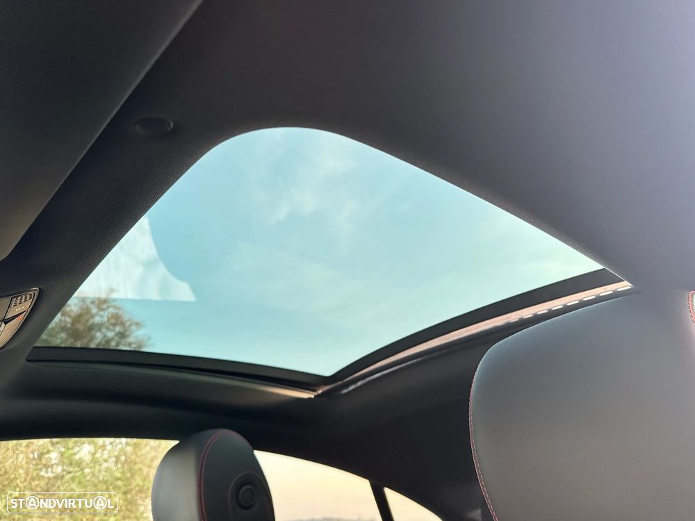 Mercedes-Benz E 53 AMG 4-Matic+ - 13