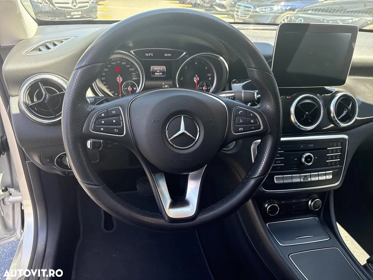 Mercedes-Benz CLA 200 d 4MATIC Aut. - 11