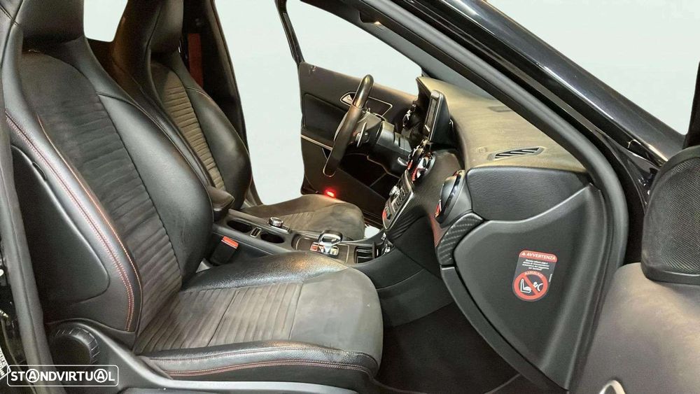 Mercedes-Benz A 45 AMG 4-Matic - 14