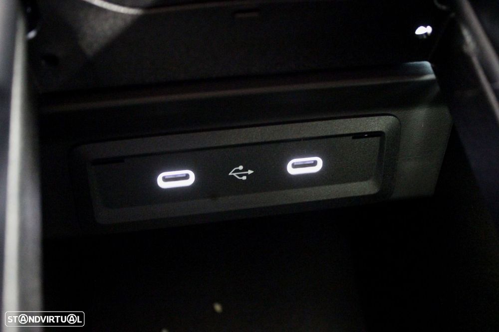 Mercedes-Benz A 180 d AMG Line Aut. - 32