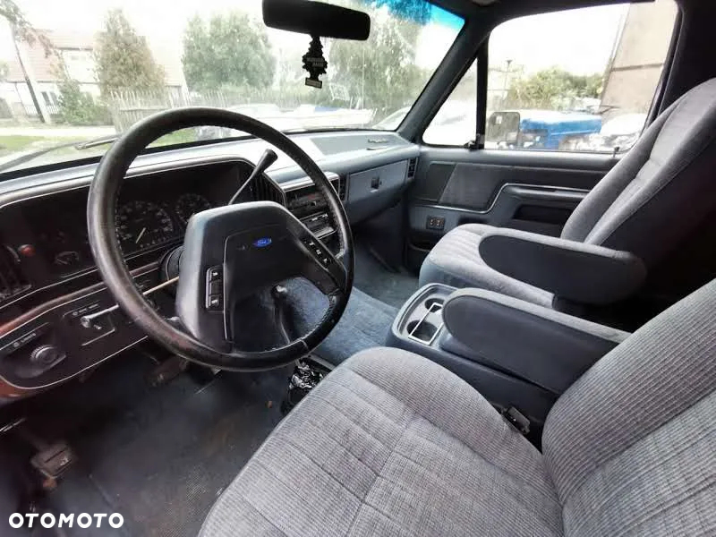 Ford Bronco - 29