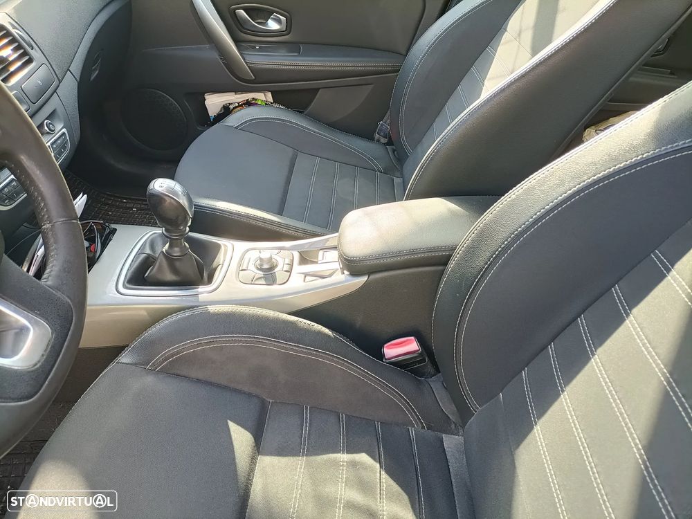 Renault Laguna Break dCi 110 FAP Dynamique - 4