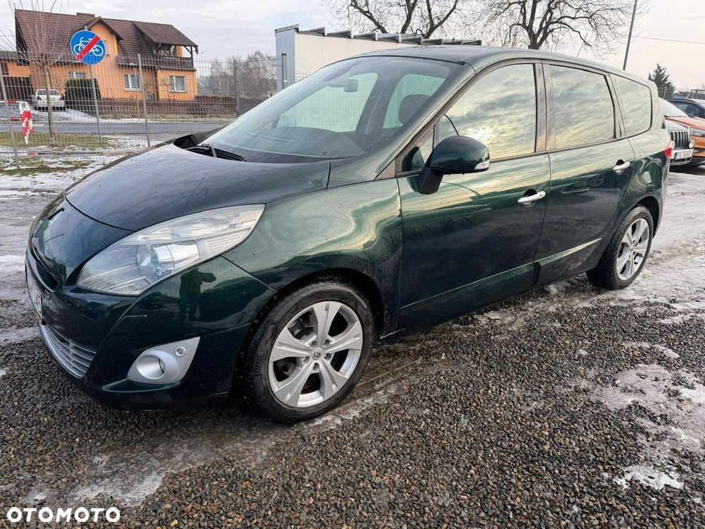 Renault Grand Scenic - 9