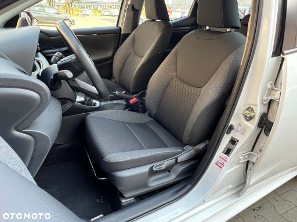 Toyota Yaris 1.5 Comfort - 9