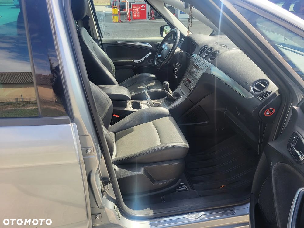 Ford S-Max 2.0 Viva Titanium - 30