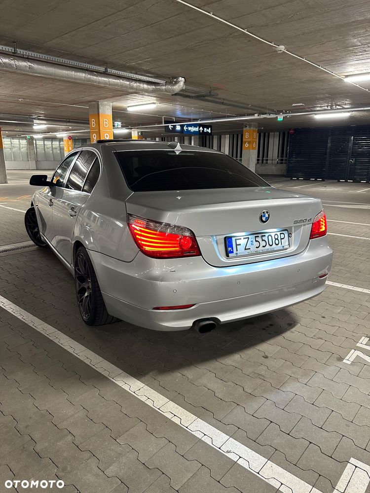 BMW Seria 5 520d - 10