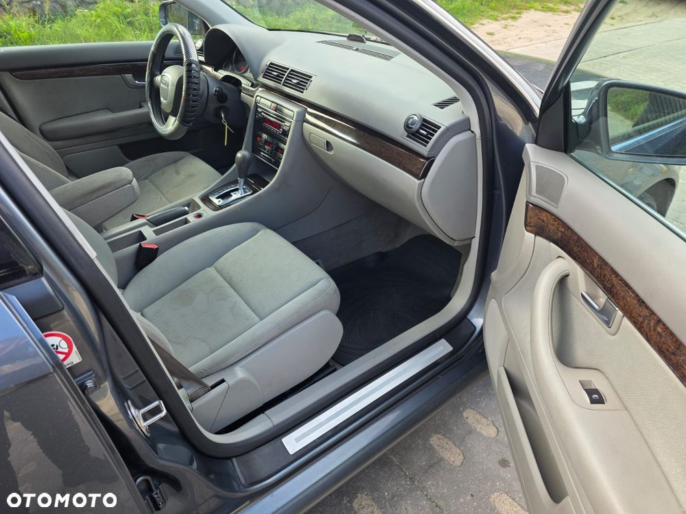 Audi A4 Avant - 9