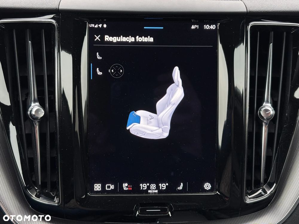 Volvo XC 60 B4 D Geartronic RDesign - 25