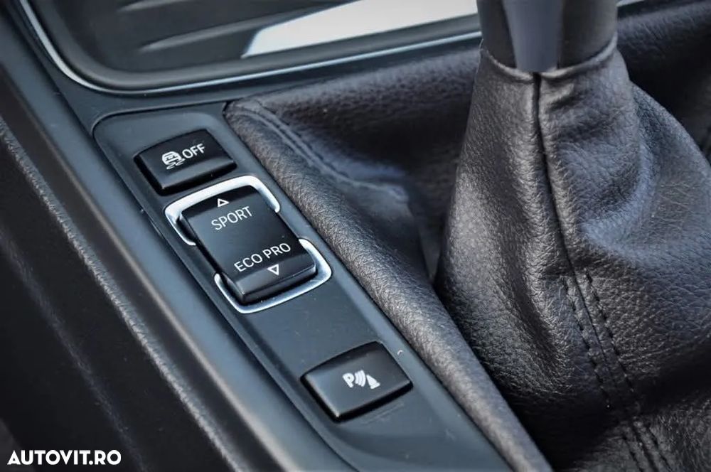 BMW Seria 3 318d - 10