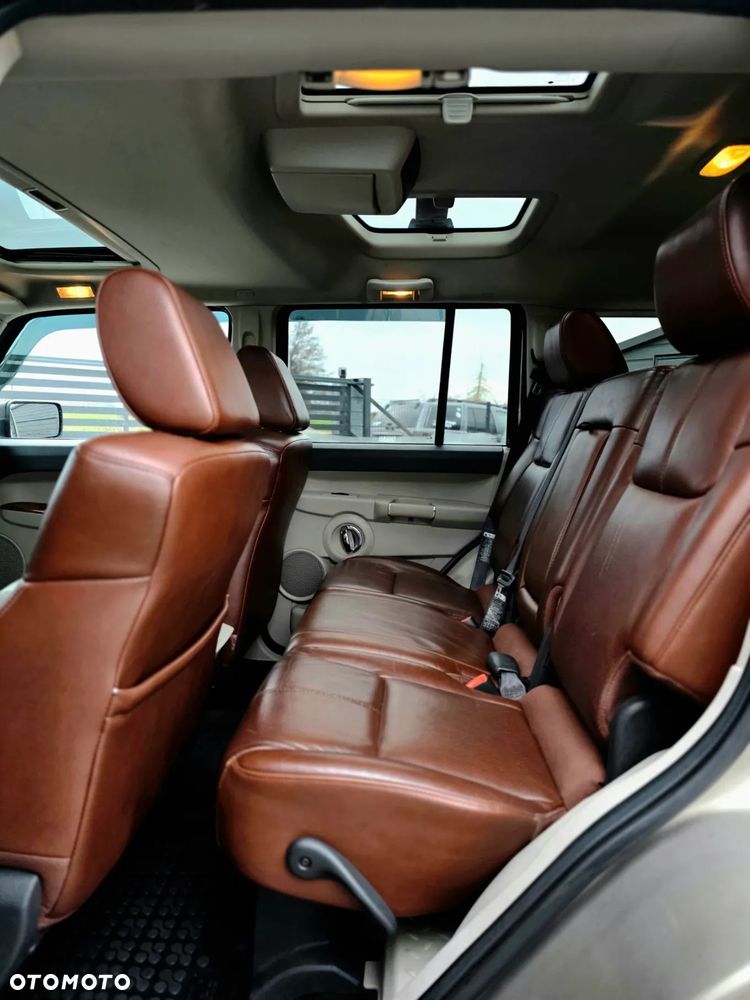 Jeep Commander 5.7 V8 HEMI Automatik Limited - 17