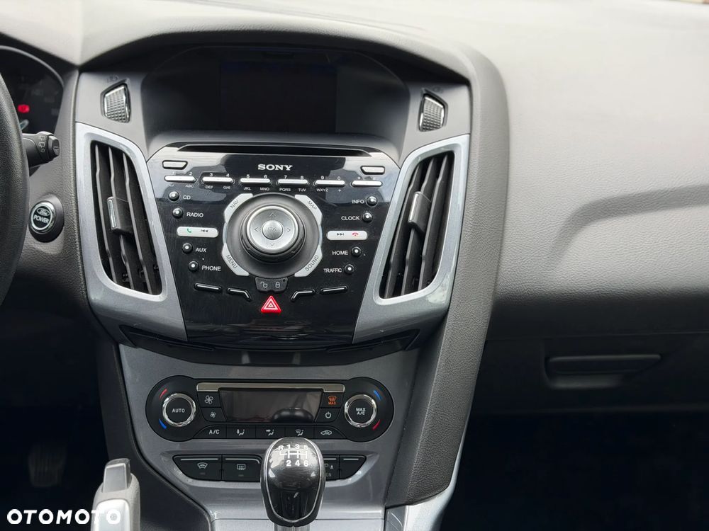 Ford Focus 1.6 EcoBoost Start-Stopp-System Titanium - 28