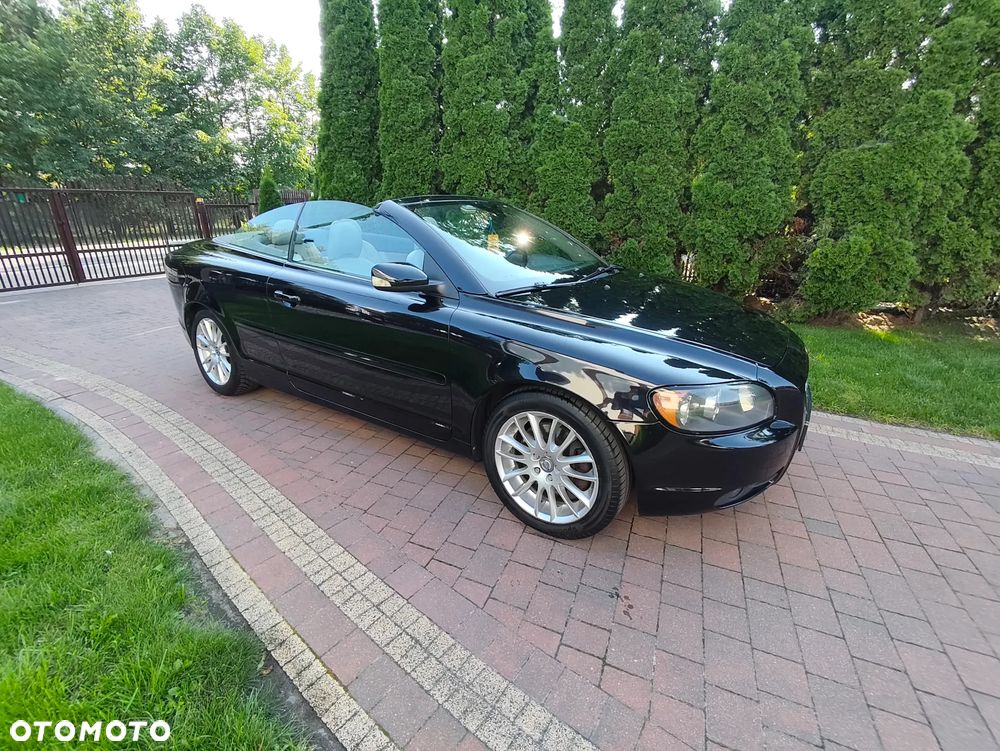 Volvo C70 2.4 Momentum - 1